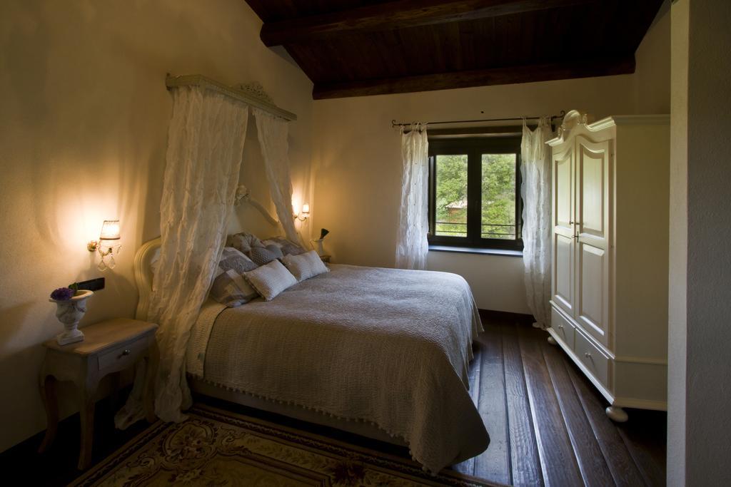 Agriresort Le Porcine Болсена Стая снимка