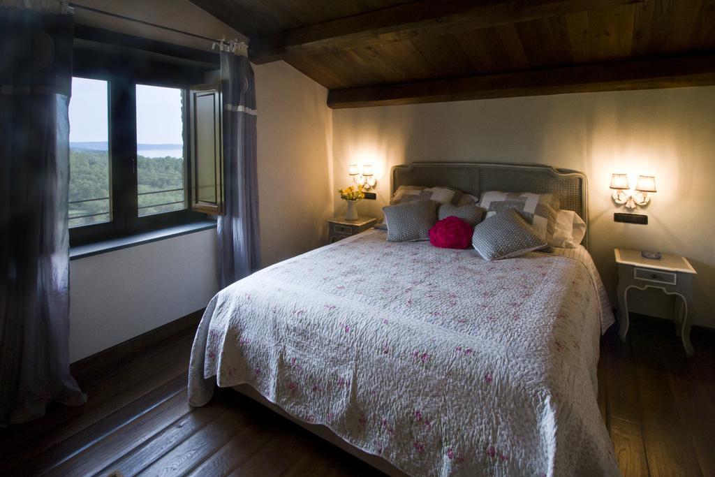 Agriresort Le Porcine Болсена Стая снимка