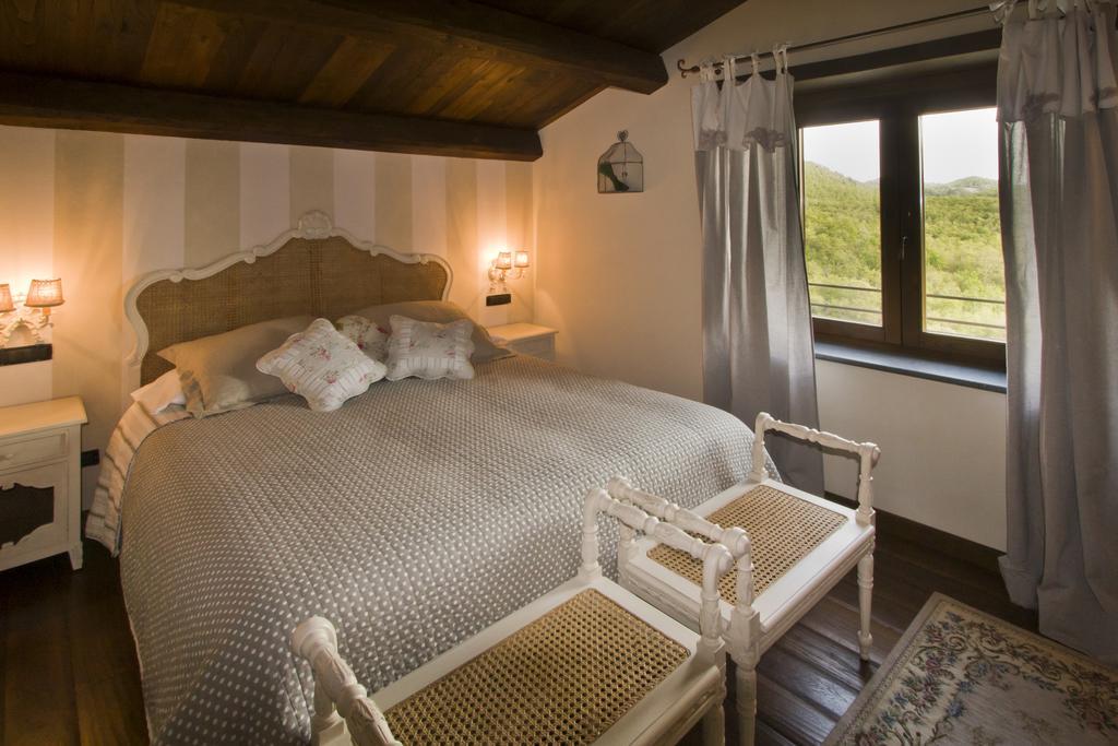 Agriresort Le Porcine Болсена Стая снимка